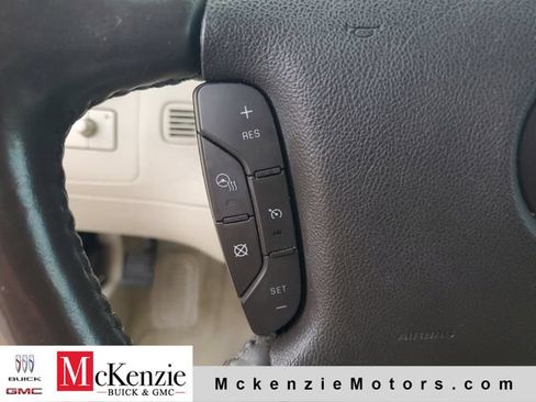 Used 2008 Cadillac DTS FWD image 11