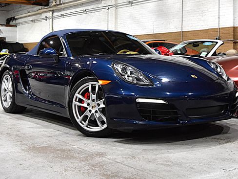 Used 2013 Porsche Boxster S image 2