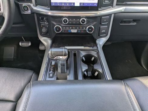 Used 2022 Ford F150 Lariat w/ Equipment Group 502A High AWD/4WD image 19