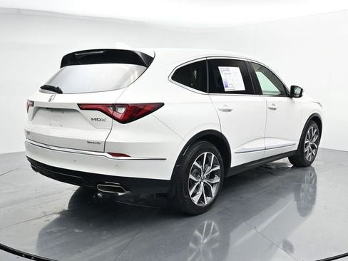 Used 2024 Acura MDX SH-AWD w/ Technology Package image 9