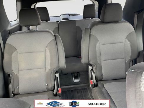 Used 2023 Chevrolet Traverse LT w/ LPO, Floor Liner Package AWD/4WD image 17