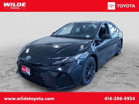 New 2026 Toyota Camry LE FWD image 1