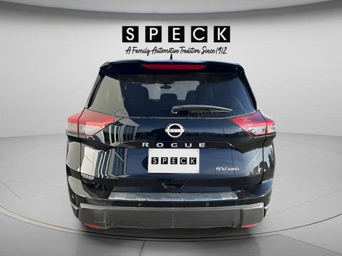 Used 2024 Nissan Rogue SV w/ SV Premium Package AWD/4WD image 4