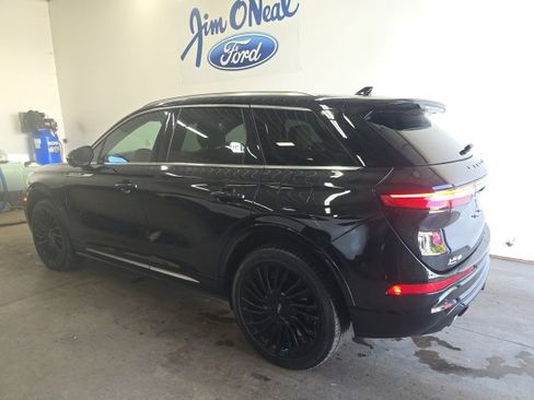 Used 2021 Lincoln Corsair Reserve w/ Equipment Group 201A image 32