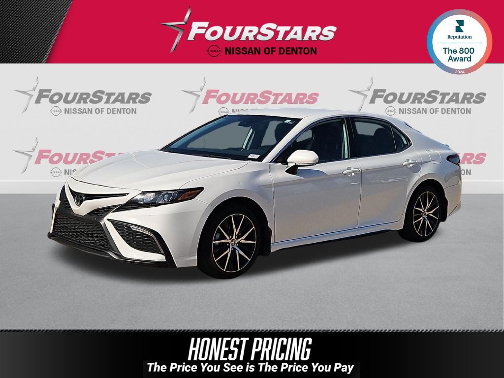 Used 2024 Toyota Camry SE FWD image 1
