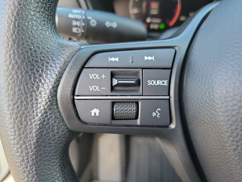 Used 2024 Honda CR-V EX image 21