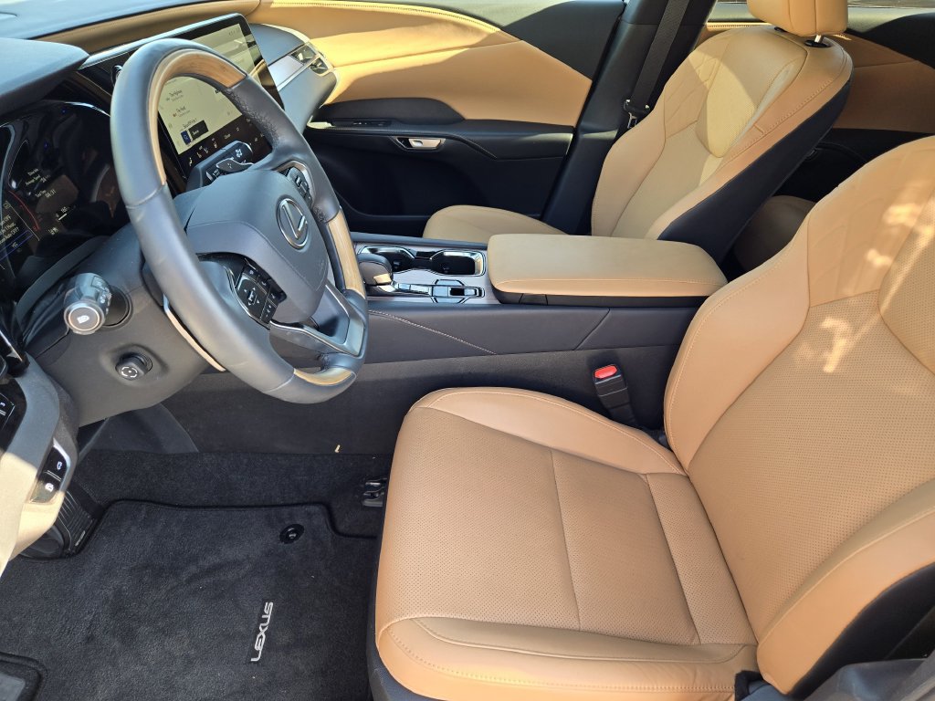 Certified 2025 Lexus RX 350 Premium FWD image 14