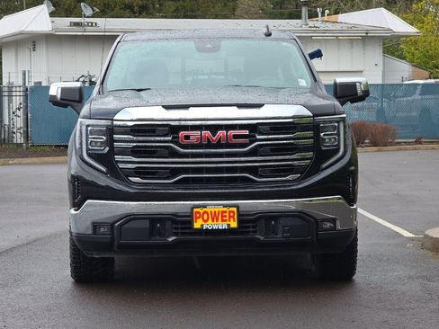 Used 2023 GMC Sierra 1500 SLT w/ SLT Premium Package image 9