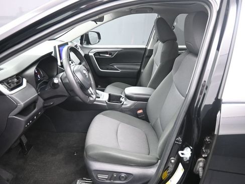 Certified 2024 Toyota RAV4 XLE w/ Convenience Package AWD/4WD image 19