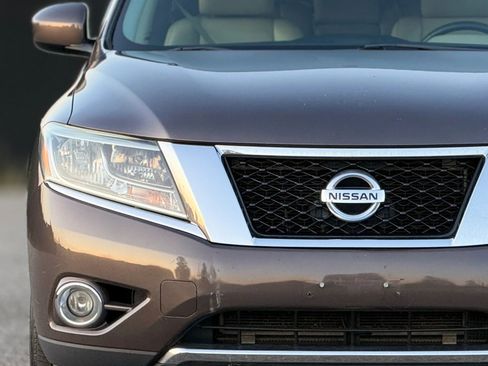 Used 2016 Nissan Pathfinder SL w/ Cargo Package image 11