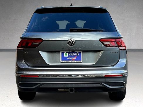 Used 2022 Volkswagen Tiguan SE image 5