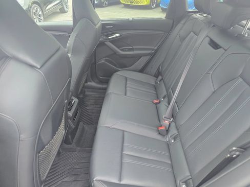 New 2027 Audi SQ6 e-tron Premium Plus AWD/4WD image 15