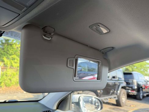 Used 2018 Hyundai Kona Limited AWD/4WD image 32
