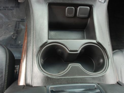 Used 2015 Chevrolet Tahoe LT RWD image 18