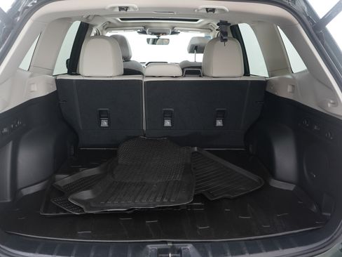 Used 2024 Subaru Forester Limited image 9