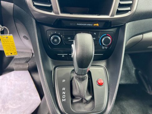 Used 2020 Ford Transit Connect XL FWD image 20