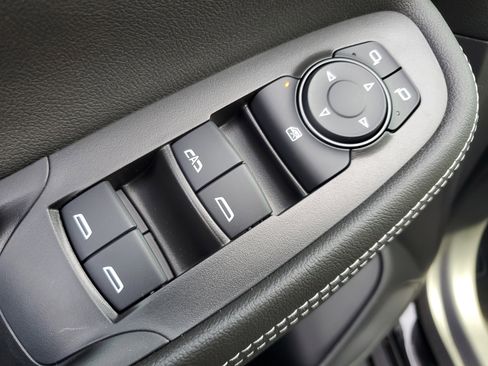 New 2026 Buick Encore GX Avenir image 17