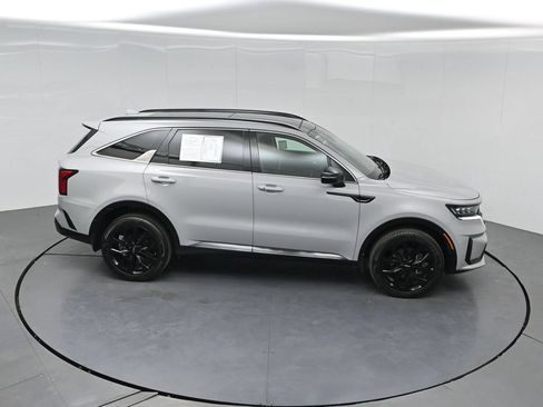Used 2022 Kia Sorento SX AWD/4WD image 47