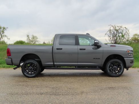 New 2026 RAM 2500 Big Horn AWD/4WD image 2