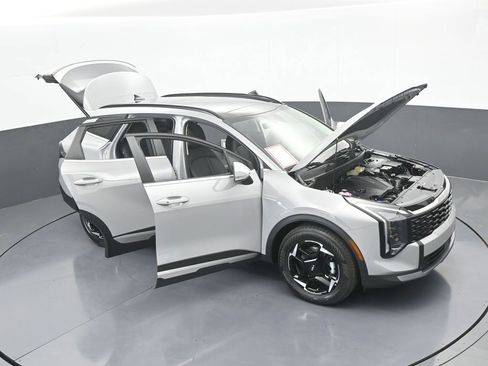 Used 2026 Kia Sportage EX w/ EX Panorama Roof Package FWD image 72