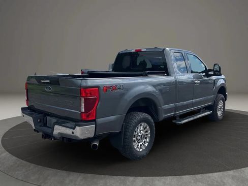 Used 2022 Ford F250 XLT w/ XLT Premium Package AWD/4WD image 8