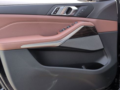 New 2026 BMW X5 xDrive40i w/ M Sport Package image 14