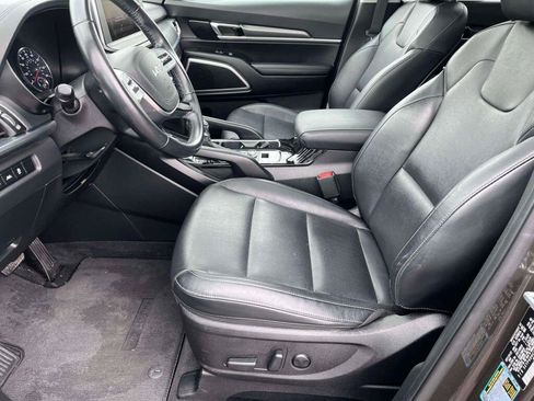 Used 2022 Kia Telluride S AWD/4WD image 15