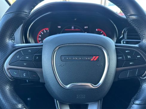 Used 2021 Dodge Durango SXT w/ 3rd Row Seating Group image 28