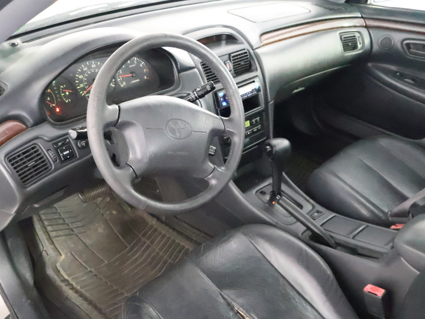 Used 1999 Toyota Solara SLE w/ Sport Pkg FWD image 19