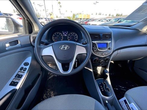 Used 2013 Hyundai Accent GLS image 7