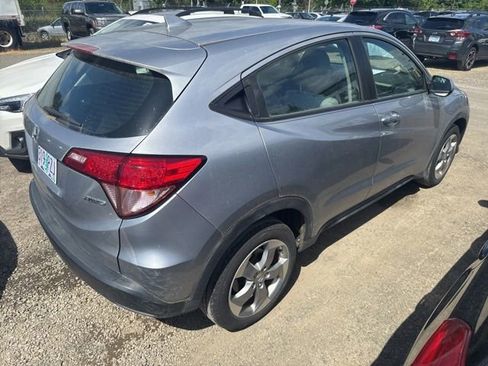 Used 2017 Honda HR-V LX image 22