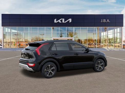 New 2026 Kia Niro EX image 6