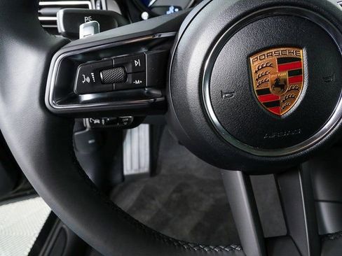 New 2026 Porsche Macan image 10