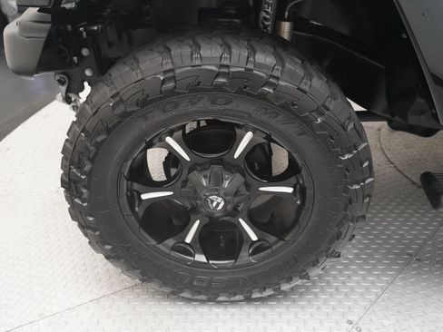 Used 2014 Jeep Wrangler Unlimited Rubicon w/ Dual Top Group AWD/4WD image 25