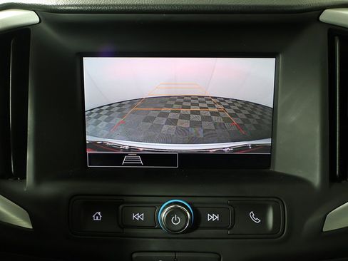 Used 2024 GMC Terrain SLE image 38