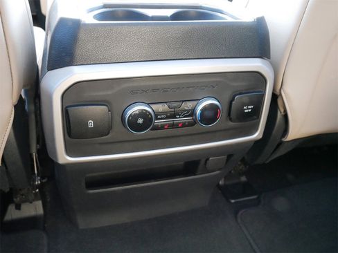 Certified 2024 Ford Expedition Limited image 20