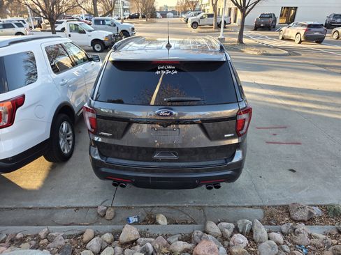 Used 2018 Ford Explorer Sport w/ Equipment Group 401A image 6