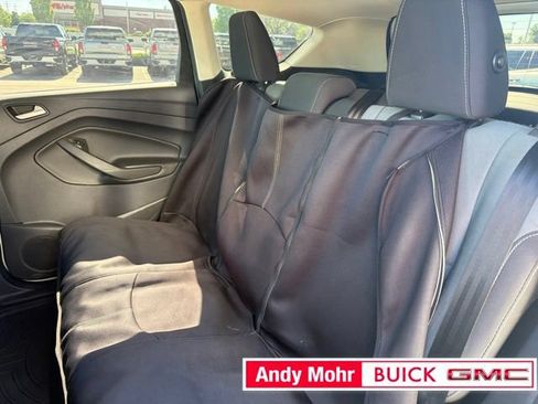 Used 2016 Ford Escape SE w/ SE Cold Weather Package AWD/4WD image 18