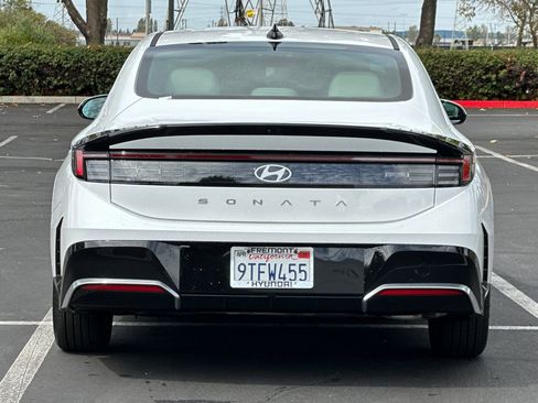 Certified 2025 Hyundai Sonata SEL image 4