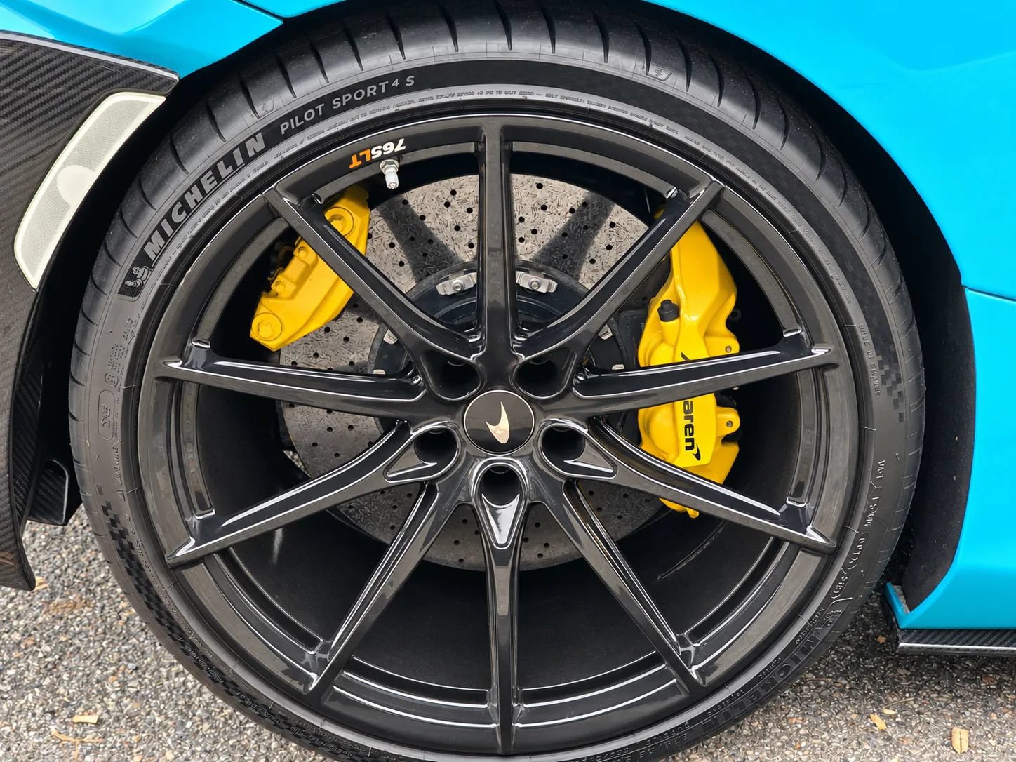 Used 2019 McLaren 720S RWD image 25