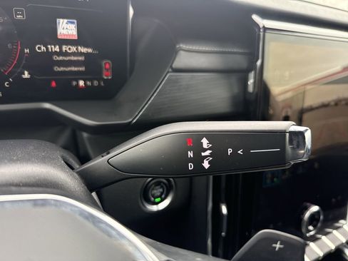 Certified 2025 GMC Acadia Elevation image 22