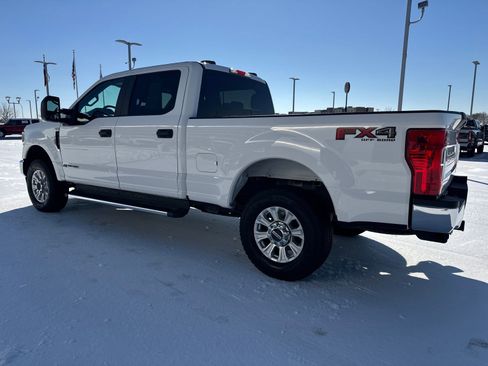 Used 2021 Ford F250 XL w/ STX Appearance Package image 3