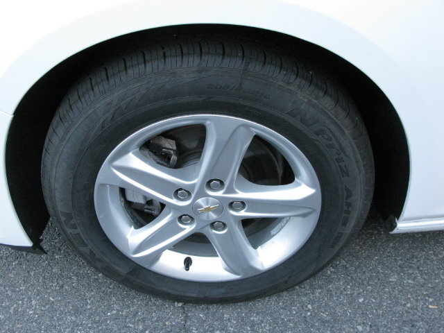 Used 2024 Chevrolet Malibu LT FWD image 10