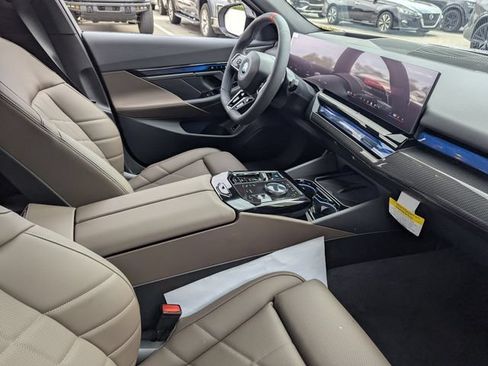 New 2026 BMW i5 M60 AWD/4WD image 13