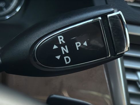 Used 2013 Mercedes-Benz E 350 E 350 Sedan 4D image 25