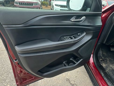 New 2025 Jeep Grand Cherokee L Laredo w/ Luxury Tech Group I image 14