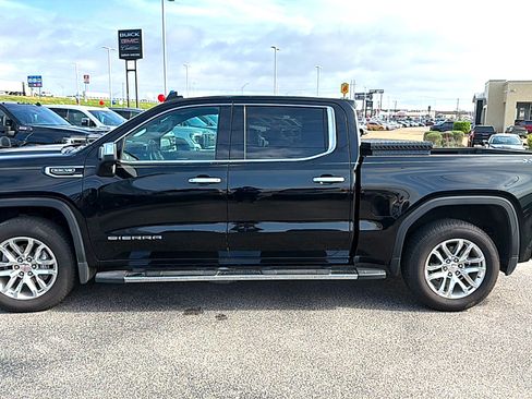 Used 2019 GMC Sierra 1500 SLT w/ SLT Premium Plus Package image 4