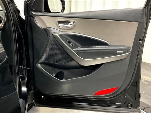 Used 2018 Hyundai Santa Fe Sport image 24