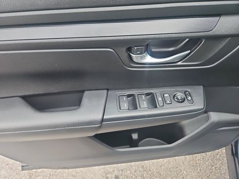 Used 2023 Honda CR-V EX image 18