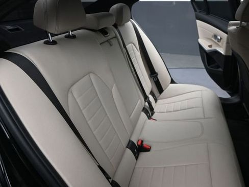 Used 2019 BMW 330i Sedan w/ Premium Package RWD image 21